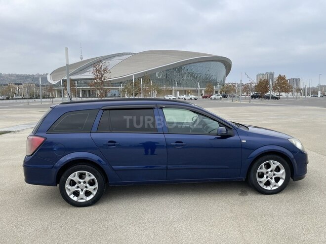 Opel Astra 2006, 215,000 km - 1.8 л - Bakı