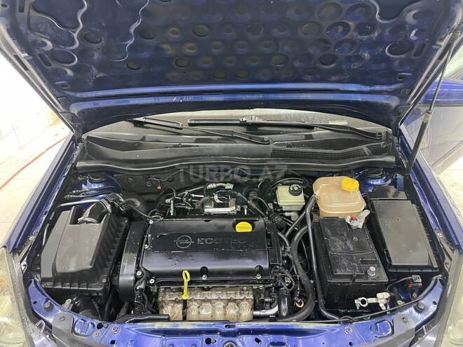 Opel Astra 2006, 215,000 km - 1.8 л - Bakı