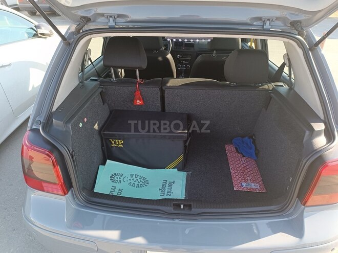 Volkswagen Golf 2001, 290,000 km - 1.6 л - Bakı