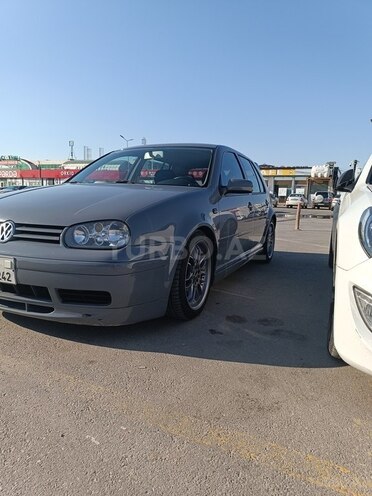 Volkswagen Golf 2001, 290,000 km - 1.6 л - Bakı