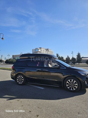 Kia Carnival-17