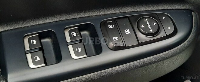 Kia Rio X-Line 2021, 29,000 km - 1.6 л - Bakı