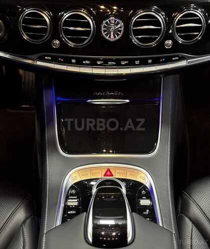 Mercedes-Maybach S 560 4MATIC-26