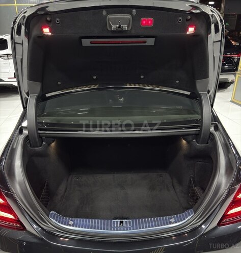Mercedes-Maybach S 560 4MATIC-8
