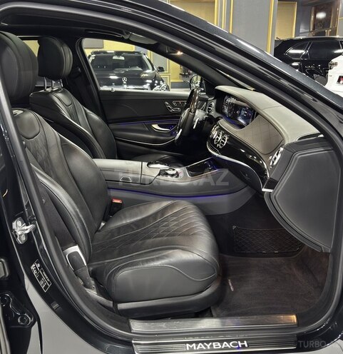 Mercedes-Maybach S 560 4MATIC-22