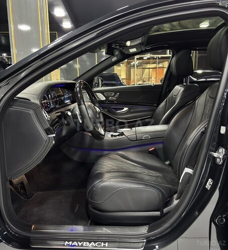 Mercedes-Maybach S 560 4MATIC-11