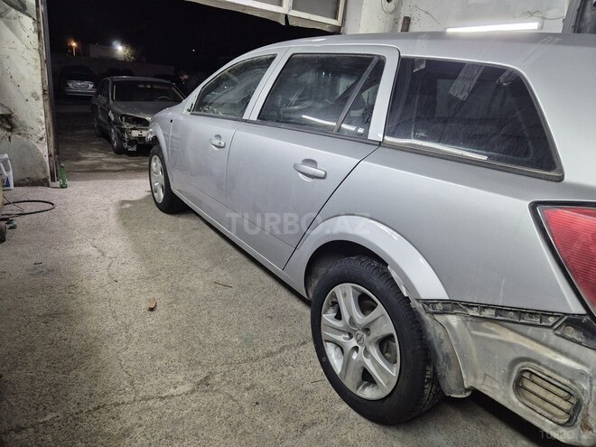 Opel Astra 2005, 154,000 km - 1.4 l - Bakı