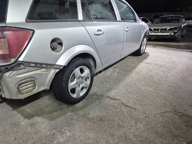 Opel Astra 2005, 154,000 km - 1.4 l - Bakı