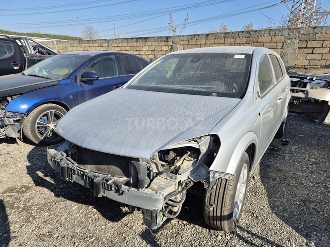 Opel Astra 2005, 154,000 km - 1.4 l - Bakı