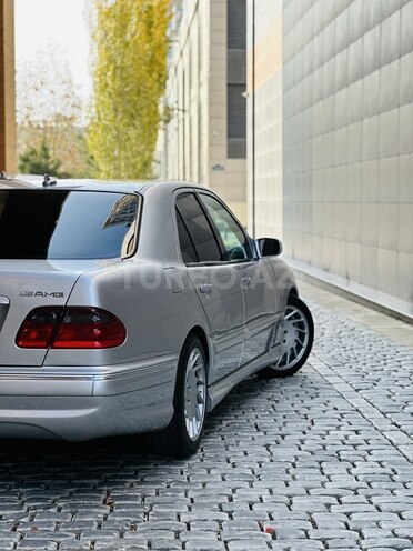 Mercedes E 220 d 2000, 460,000 km - 2.2 l - Bakı