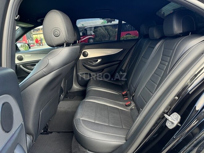 Mercedes E 220 d 2017, 204,000 km - 2.0 l - Bakı