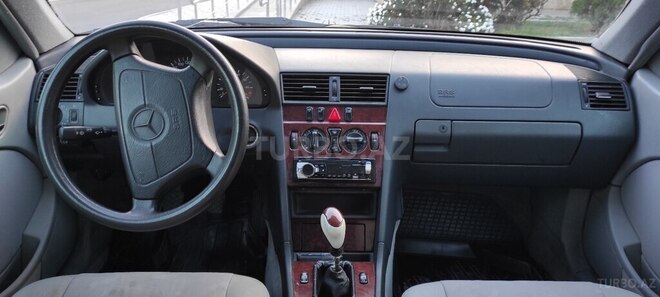 Mercedes C 200 1998, 321,500 km - 2.0 л - Goranboy