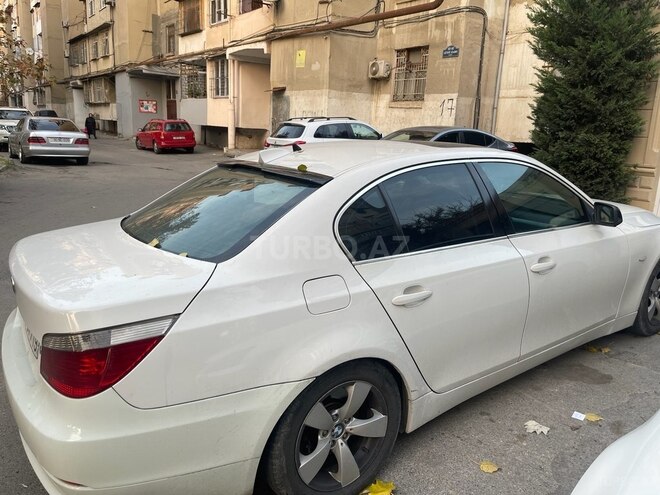 BMW 525 2005, 250,000 km - 2.5 л - Bakı