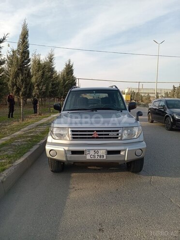 Mitsubishi Pajero io 1999, 235,000 km - 1.8 l - Sumqayıt