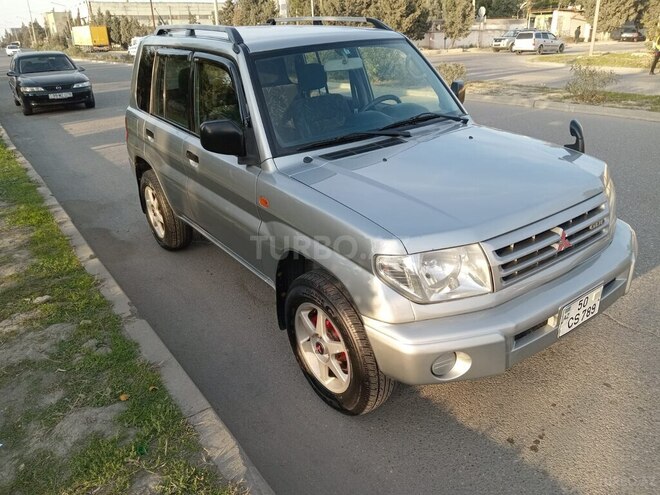 Mitsubishi Pajero io 1999, 235,000 km - 1.8 l - Sumqayıt