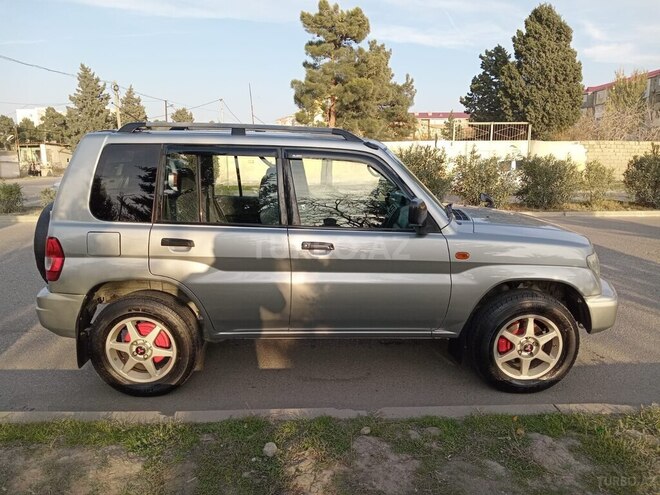 Mitsubishi Pajero io 1999, 235,000 km - 1.8 l - Sumqayıt