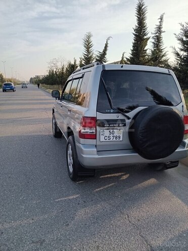 Mitsubishi Pajero io 1999, 235,000 km - 1.8 l - Sumqayıt