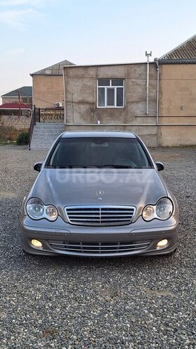 Mercedes C 220 d 2005, 480,000 km - 2.2 л - Bakı