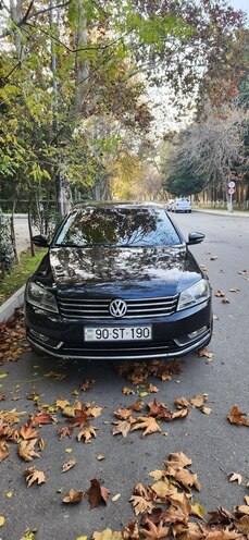 Volkswagen Passat 2013, 179,000 km - 1.8 л - Bakı