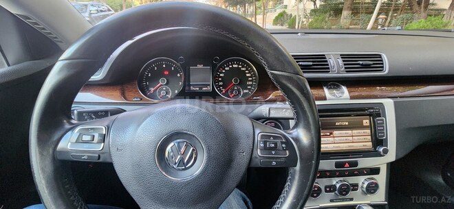 Volkswagen Passat 2013, 179,000 km - 1.8 л - Bakı