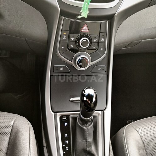 Hyundai Elantra 2014, 117,000 km - 1.8 l - Bakı