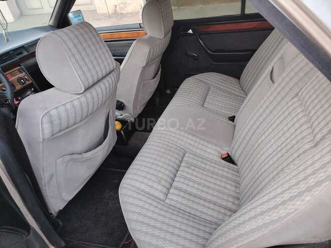 Mercedes E 200 1990, 365,848 km - 2.0 l - Sumqayıt