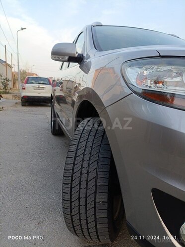 Hyundai Santa Fe 2009, 196,500 km - 2.0 l - Bakı