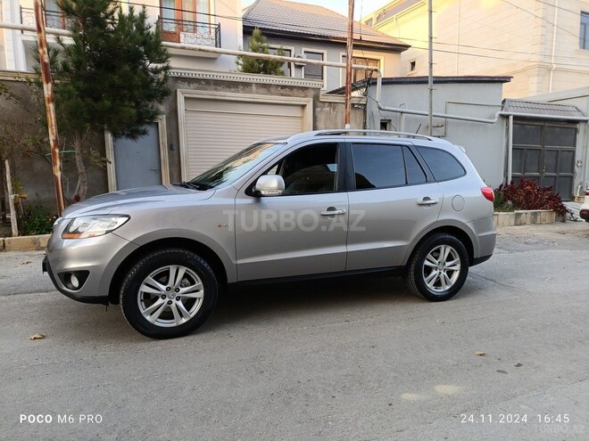 Hyundai Santa Fe 2009, 196,500 km - 2.0 l - Bakı