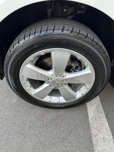 Mercedes ML 350 2010, 100,000 km - 3.5 l - Bakı