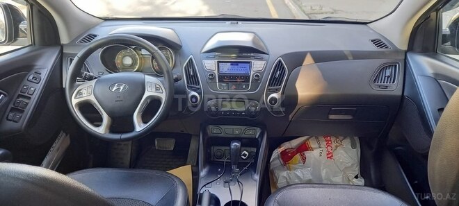 Hyundai ix35 2013, 220,000 km - 2.0 l - Bakı