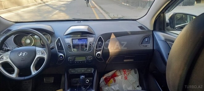 Hyundai ix35 2013, 220,000 km - 2.0 l - Bakı