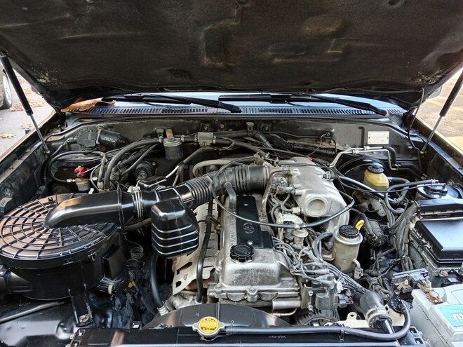 Toyota Land Cruiser 2005, 357,900 km - 4.5 l - Bakı