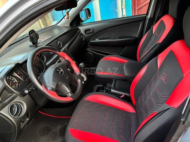 Mitsubishi Airtrek 2005, 227,000 km - 2.0 l - Bakı