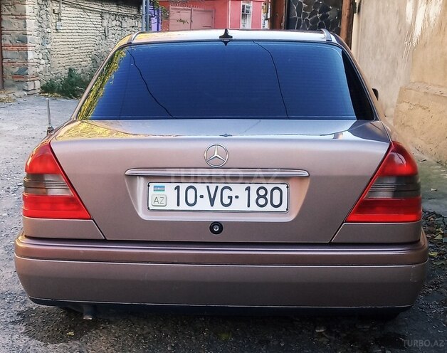 Mercedes C 180 1995, 295,000 km - 1.8 л - Şəki