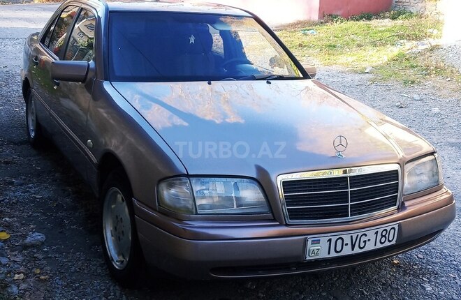 Mercedes C 180 1995, 295,000 km - 1.8 л - Şəki