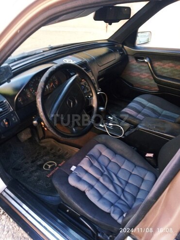 Mercedes C 180 1995, 295,000 km - 1.8 л - Şəki