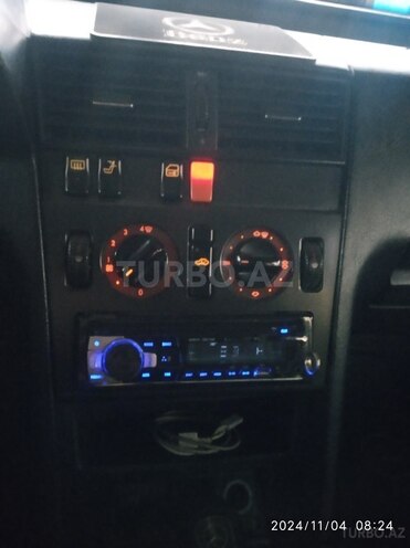 Mercedes C 180 1995, 295,000 km - 1.8 л - Şəki