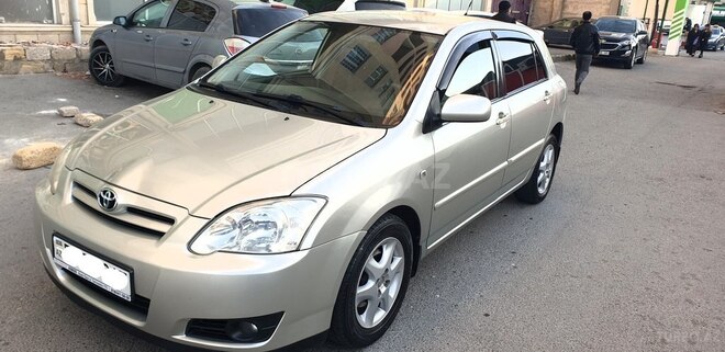 Toyota Corolla 2006, 190,000 km - 1.4 л - Bakı