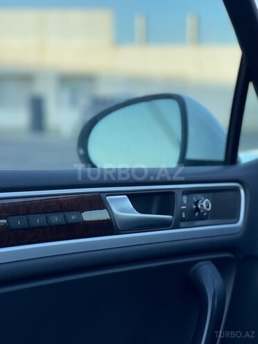 Volkswagen Touareg 2013, 176,000 km - 3.6 l - Bakı