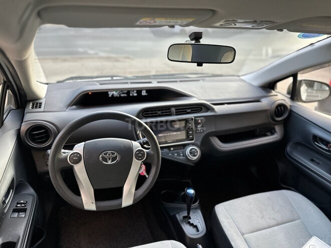 Toyota Aqua 2015, 43,700 km - 1.5 л - Bakı