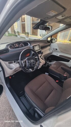 Toyota Sienta 2016, 57,000 km - 1.5 l - Bakı