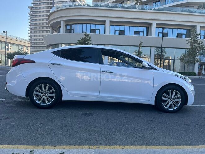 Hyundai Avante 2015, 155,000 km - 1.6 l - Bakı