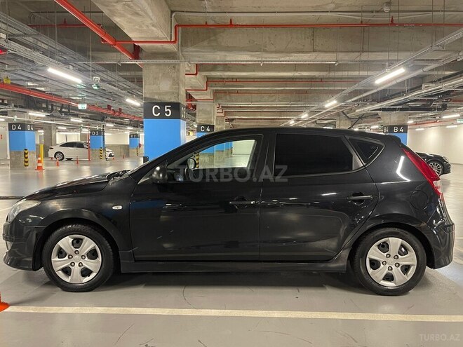 Hyundai i30 2010, 260,000 km - 1.4 л - Bakı