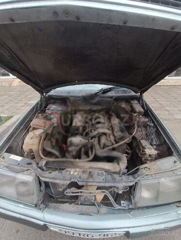 Mercedes E 250 1991, 350,000 km - 2.5 l - Ağstafa