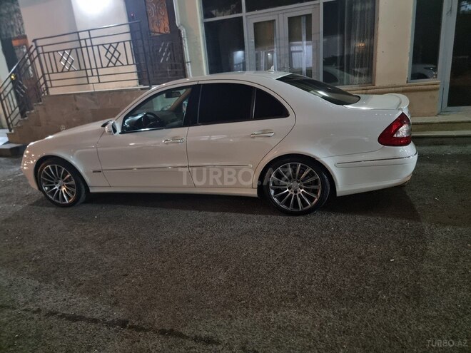 Mercedes E 300-12