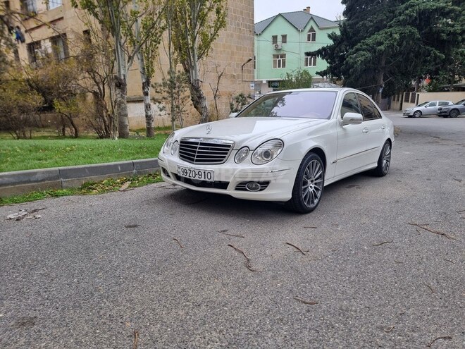 Mercedes E 300-8