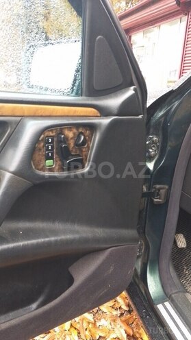 Mercedes E 240 1998, 417,000 km - 2.4 l - Astara