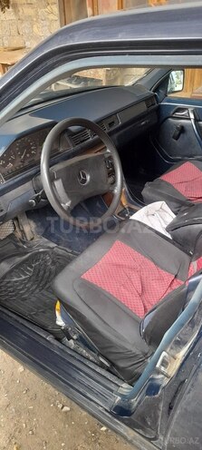 Mercedes E 200 1989, 247,340 km - 2.0 l - Bakı