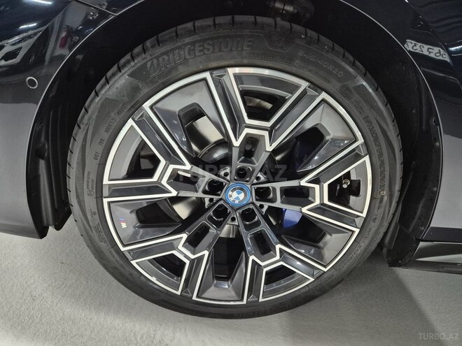 BMW 530e 2024, 12,000 km - 2.0 l - Bakı