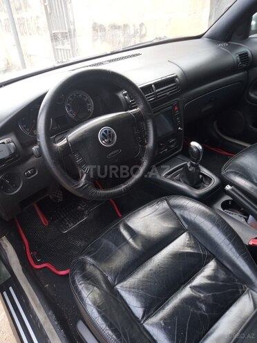 Volkswagen Passat 2002, 285,000 km - 1.8 л - Sumqayıt